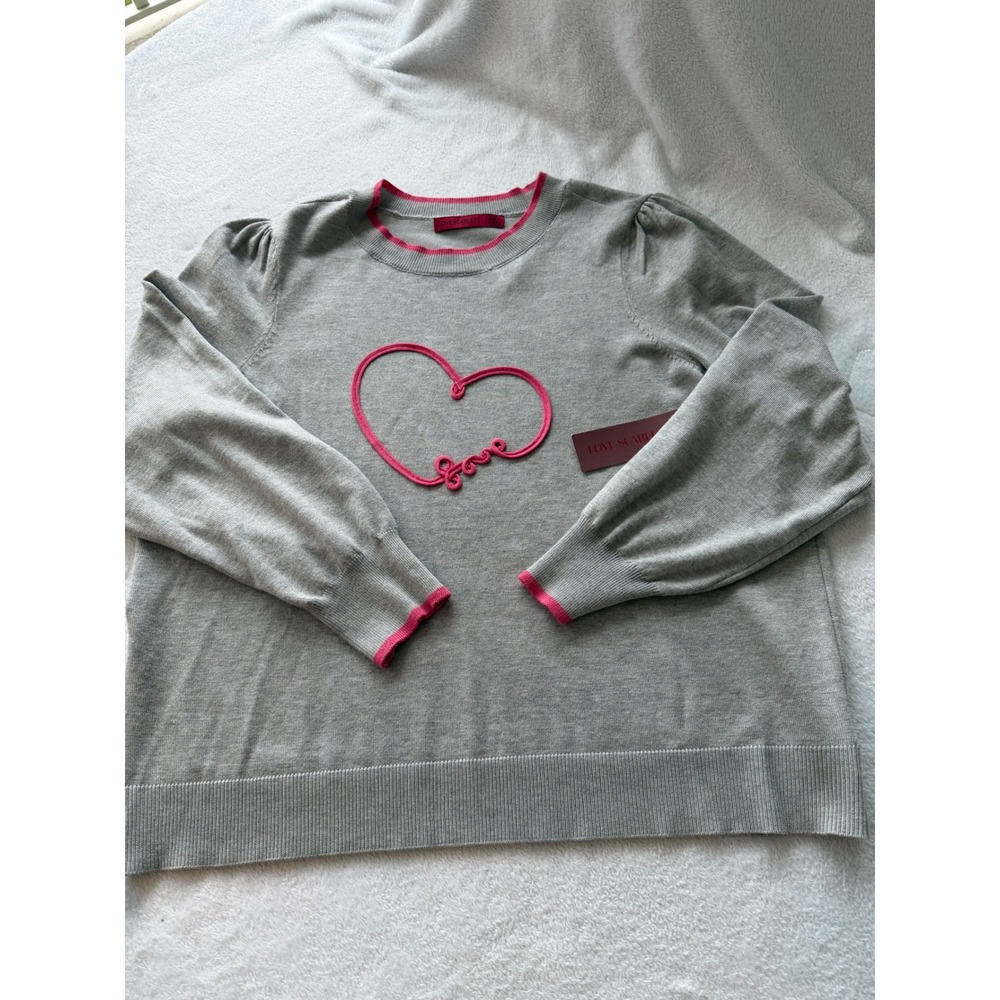 Love Scarlett Women Grey Pink Heart Love Embroidered Knit Sweater 1X NWT
